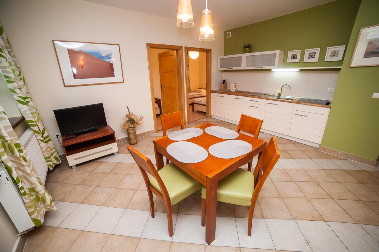 Apartamenty Dom Na Wzgorzu Gardenia Строне-Шльонське Екстер'єр фото