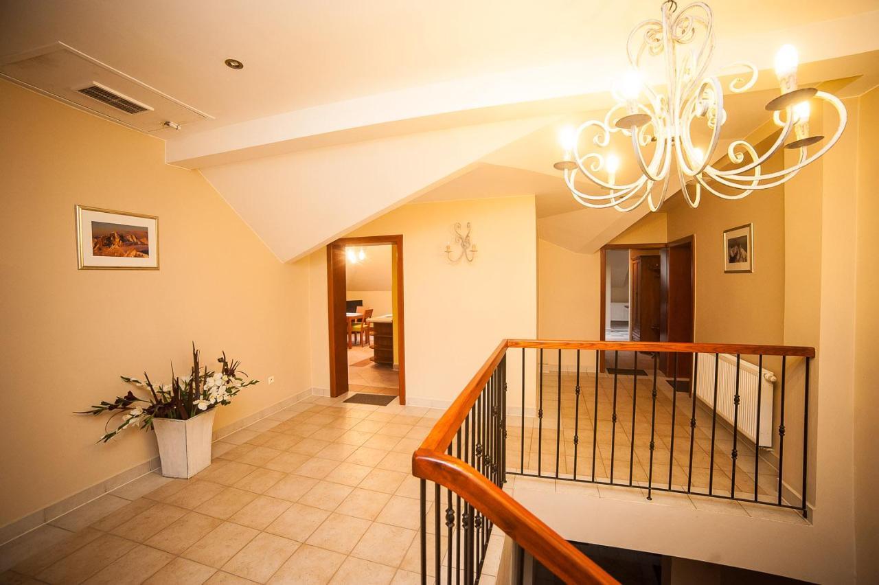 Apartamenty Dom Na Wzgorzu Gardenia Строне-Шльонське Екстер'єр фото
