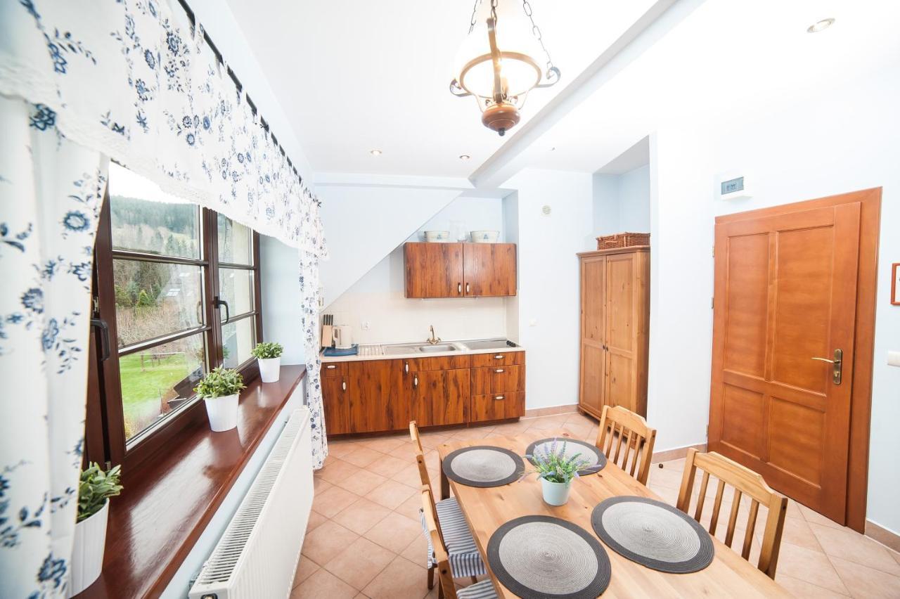Apartamenty Dom Na Wzgorzu Gardenia Строне-Шльонське Екстер'єр фото