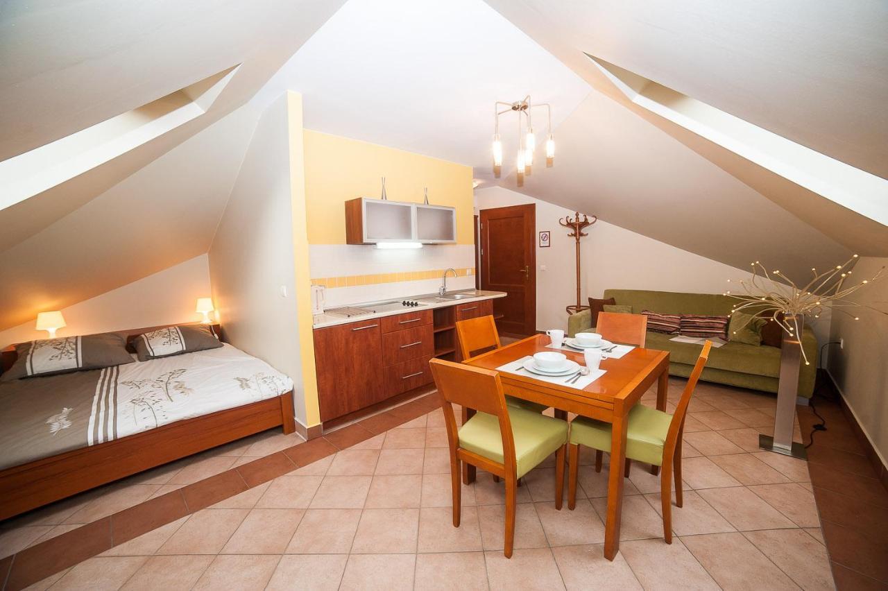 Apartamenty Dom Na Wzgorzu Gardenia Строне-Шльонське Екстер'єр фото