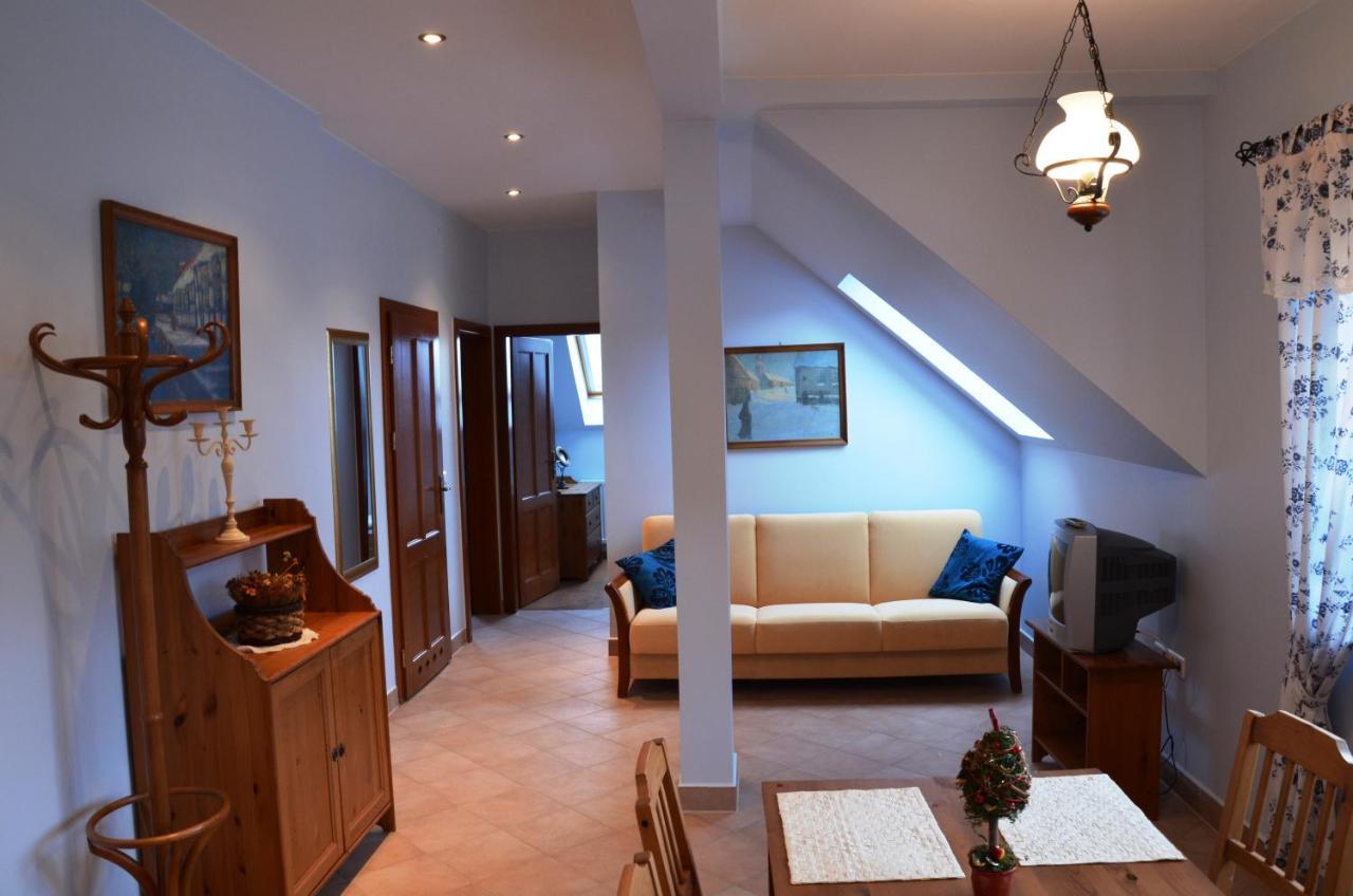 Apartamenty Dom Na Wzgorzu Gardenia Строне-Шльонське Екстер'єр фото